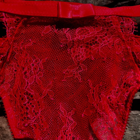 Victoria’s Secret Bra & Panty set NWOT - Picture 8 of 11